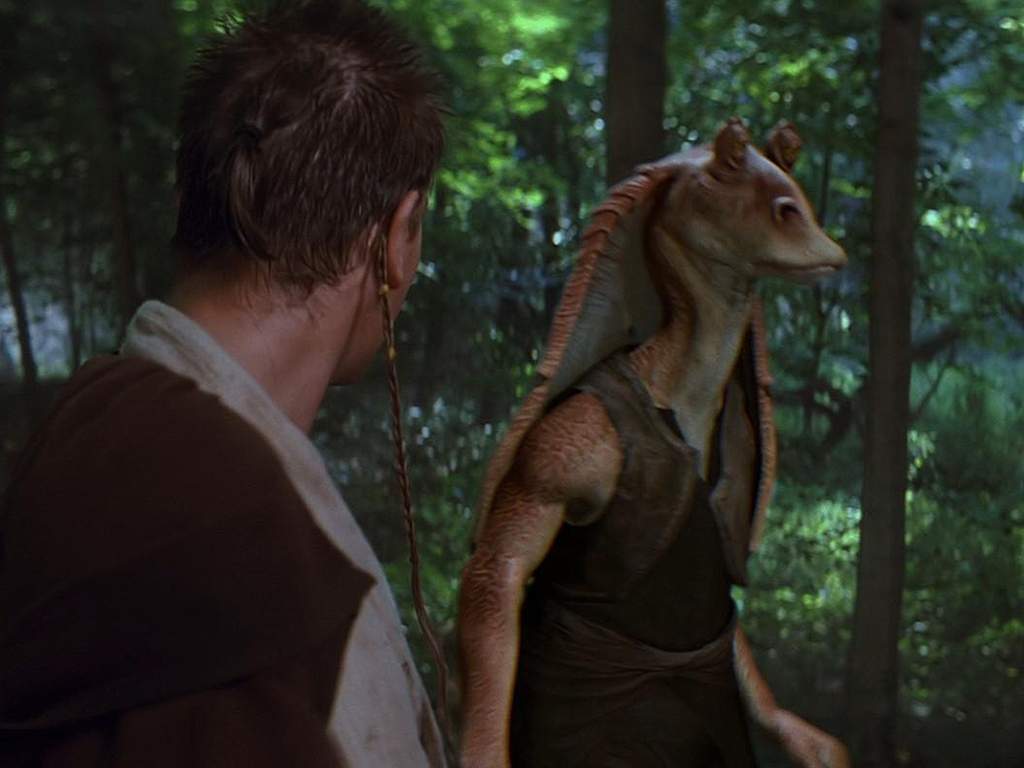 (L-R) Ewan McGregor as Obi Wan Kenobi and Ahmed Best as Jar Jar Binks in 1999’s ‘Star Wars: Episode I — The Phantom Menace.’