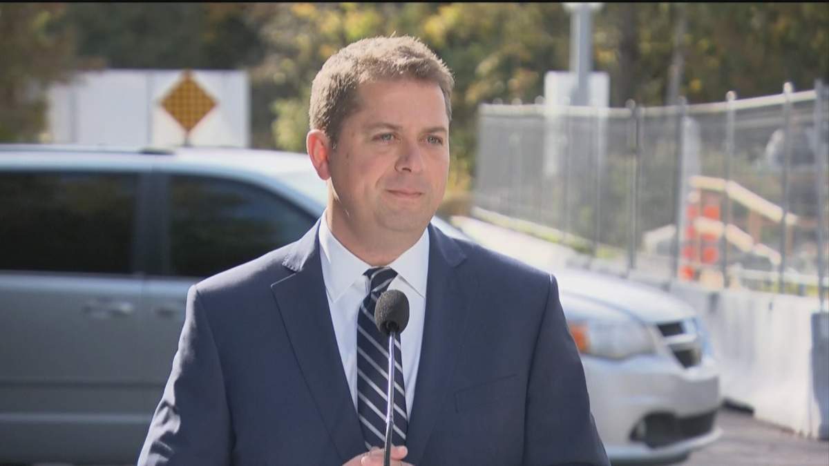 Conservative Party Leader Andrew Scheer says he'll "close loophole" in Canada-U.S. border agreement.
