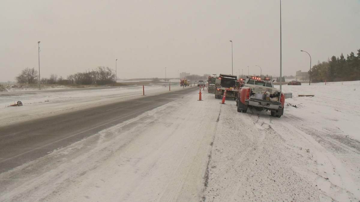 Construction on the new Wascana Creek bridges are expected to be finished by Thursday at 4 p.m., the city said.