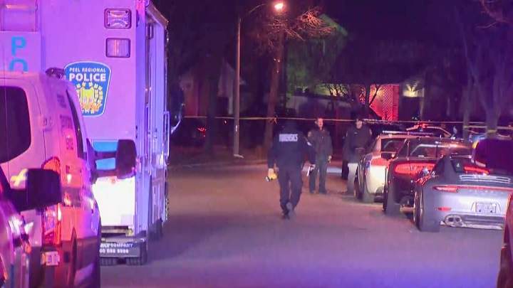 18-year-old man dead after shooting at Brampton home - image