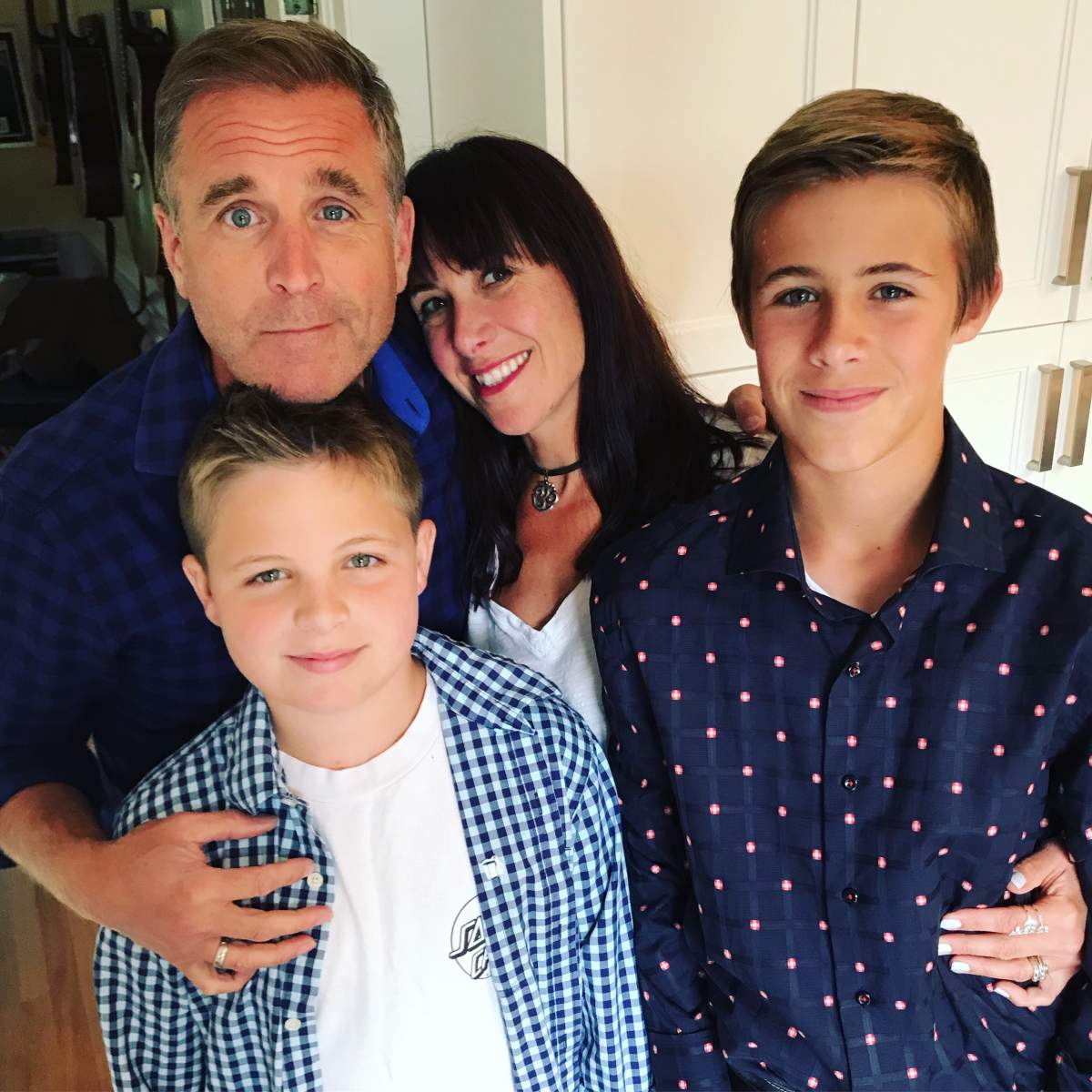 Sean McCann with family (Courtesy seanmccannsings.com)