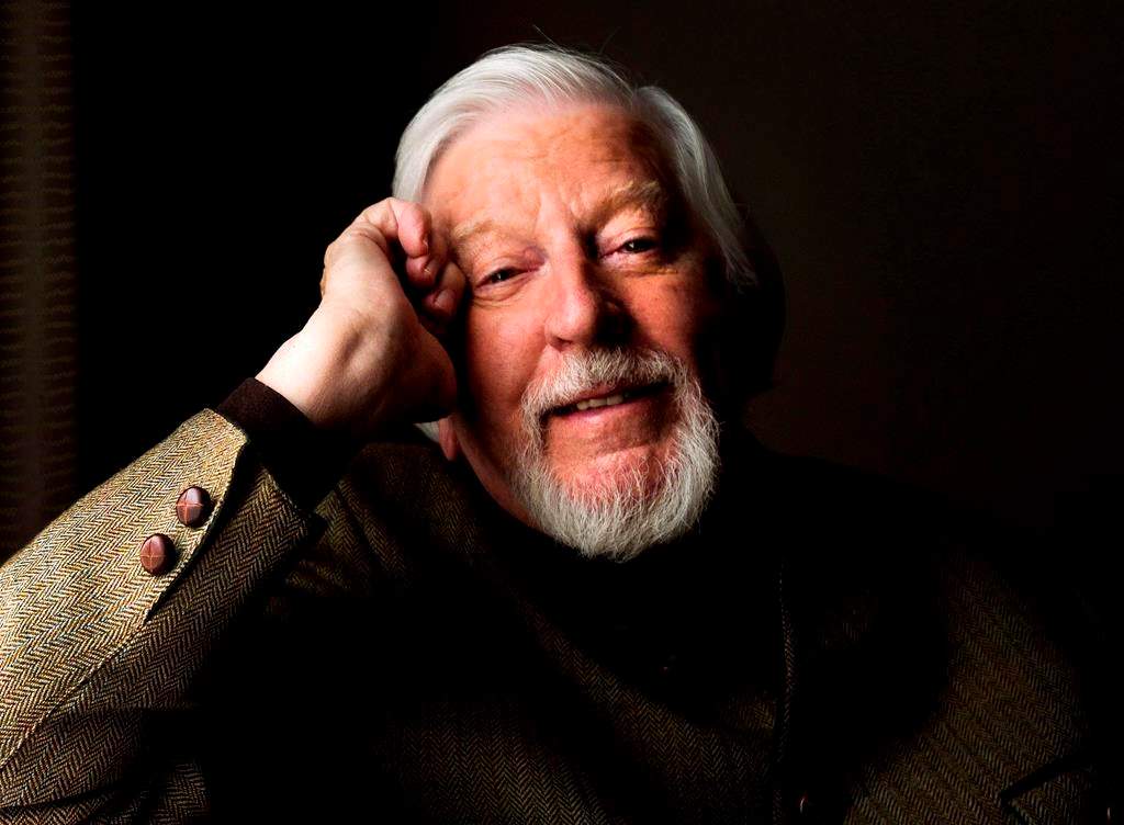 Caroll Spinney, puppeteer behind Big Bird and Oscar the Grouch, poses for a photograph about the doc ‘I Am Big Bird…’, in Toronto on Monday, April 28, 2014.