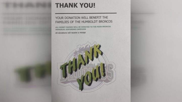 Andrij Olesiuk told court a woman gave him this thank you note in exchange for $4,100 cash.