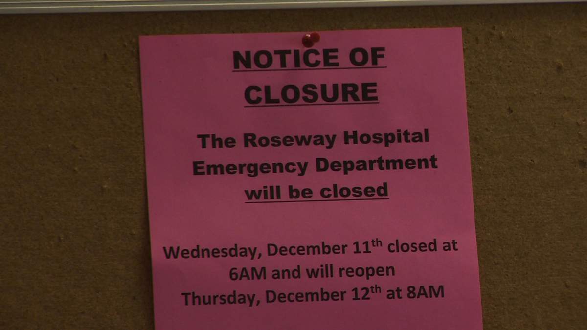 A notice of closure hangs in the Roseway Hospital in Shelburne, N.S.