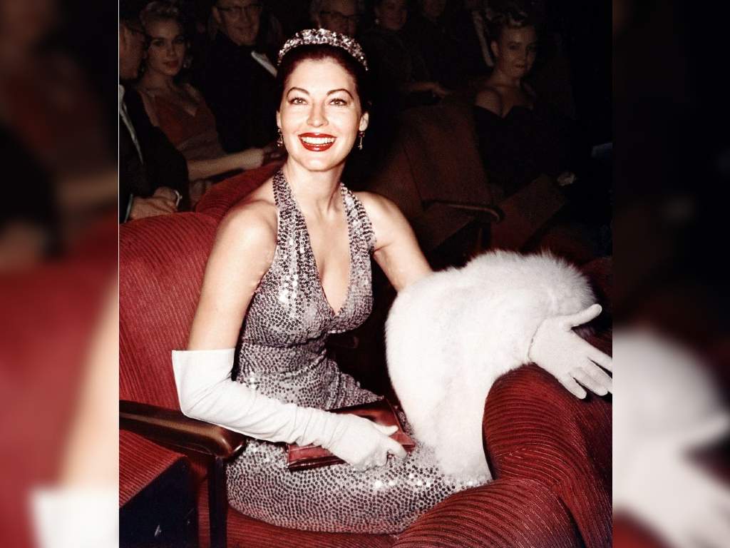 Ava Gardner attending the Academy Awards in 1960.