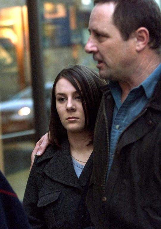 Kelly Ellard and her father, Lawrence, leave the Vancouver courthouse for dinner, March 30, 2000. A decision from the Parole Board of Canada confirms the woman convicted of the swarming and murder of Victoria teenager Reena Virk has had a second child while on day parole in British Columbia.