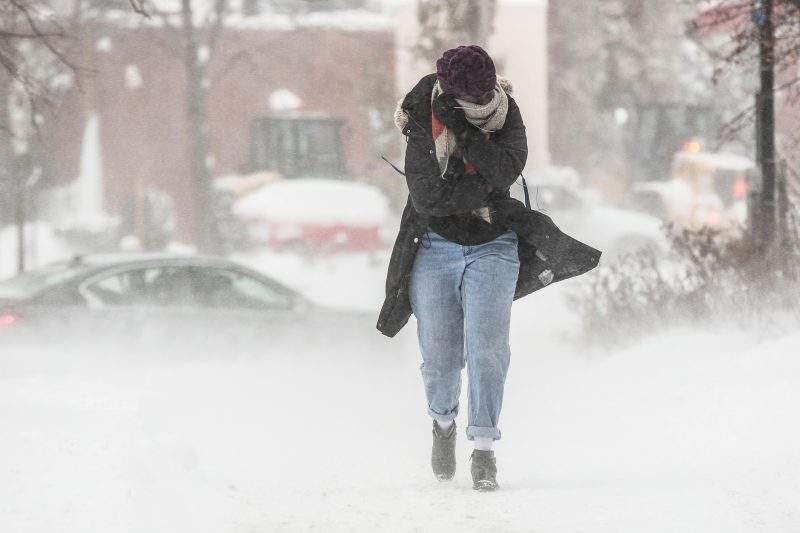 The health unit reminds Londoners to dress warmly and cover exposed skin if spending time outside Thursday evening in order to reduce the risk of hypothermia and frostbite.