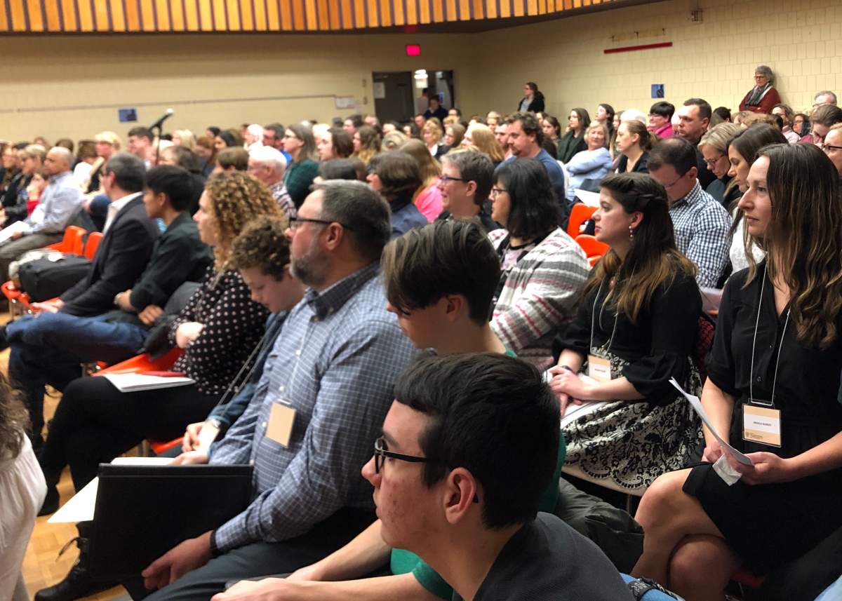 Over two hundred people showed up at the Right to read inquiry hearing at the Amethyst Demonstration School Auditorium in London.