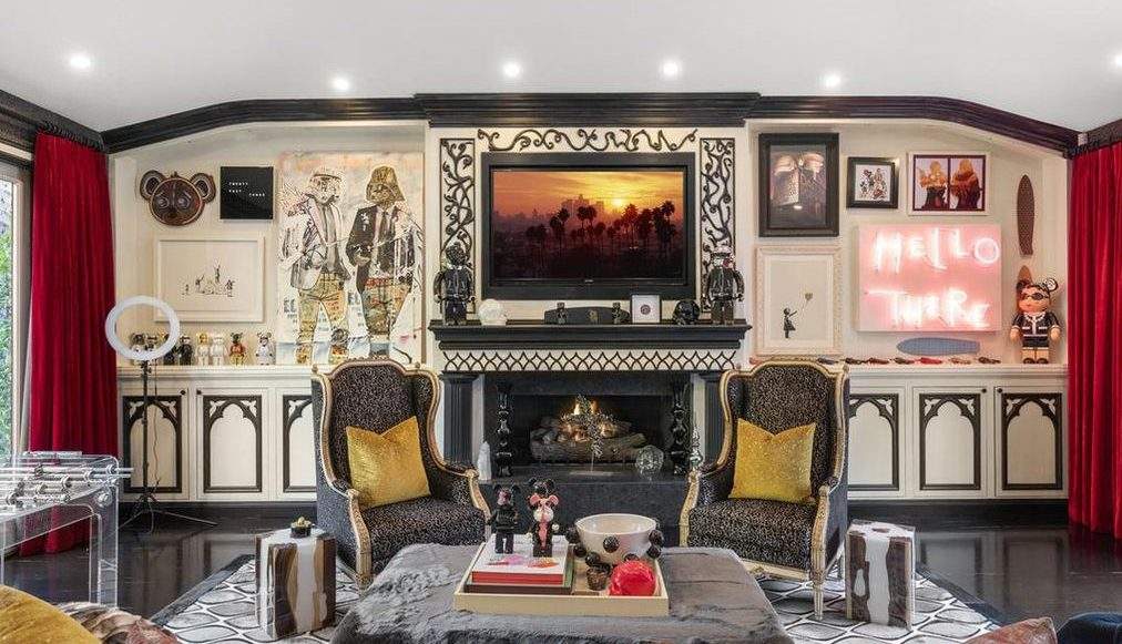 The McGraw Family Trust’s living room is shown in this real estate photo.