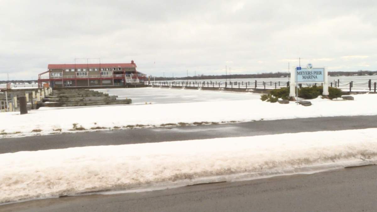 Meyers Pier, Belleville