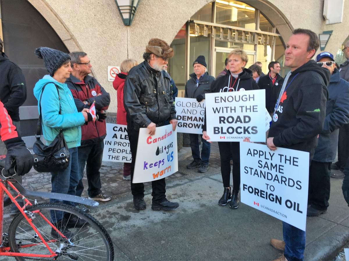 Members of Canada Action rally in favour of Teck’s Frontier mine in Calgary on Jan. 22, 2020.