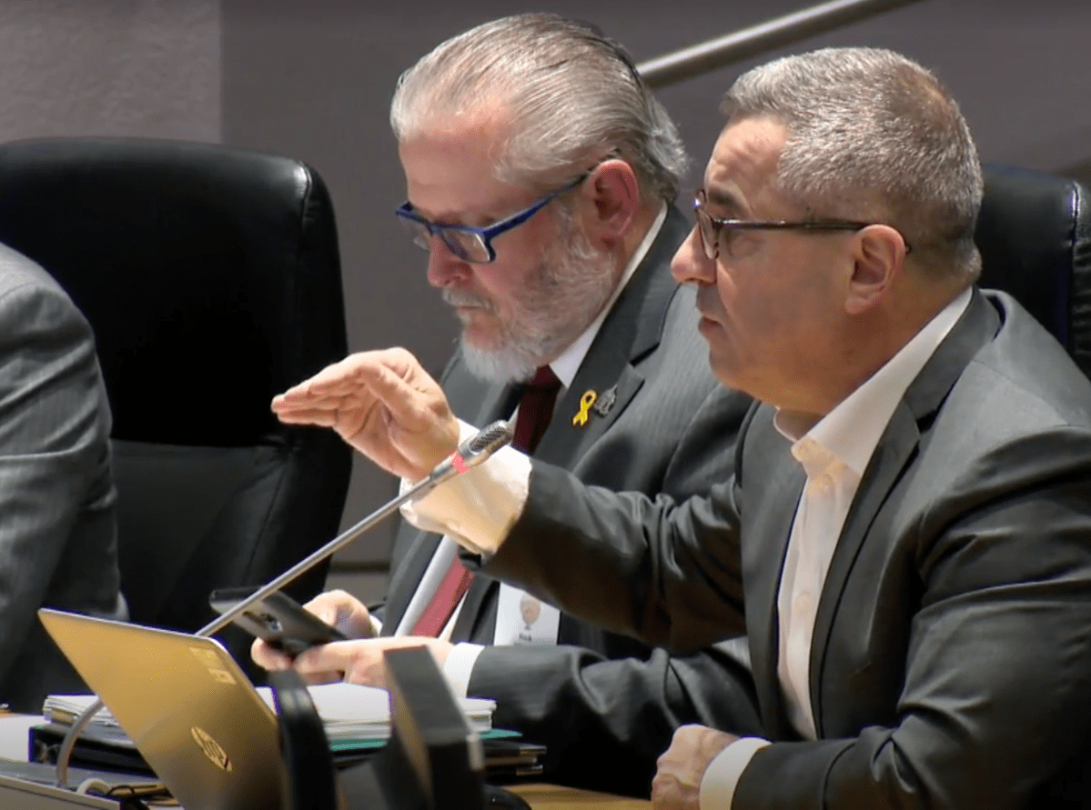 City manager Steve Kanellakos (right) is pictured at Ottawa city hall on Thursday, Jan. 23, 2020.