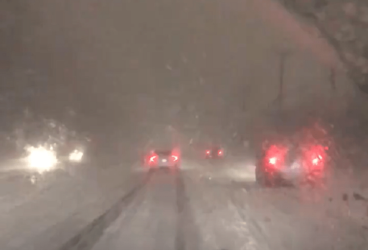Snow falls on Lower Mainland roads Sunday, Jan. 12, 2020.