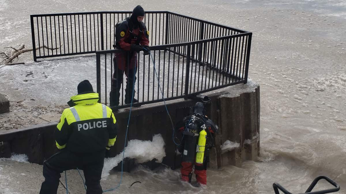 Improved weather conditions have allowed divers to search Lake Erie for Alexander Ottley who was swept into the water off Peacock point on Saturday, say OPP.