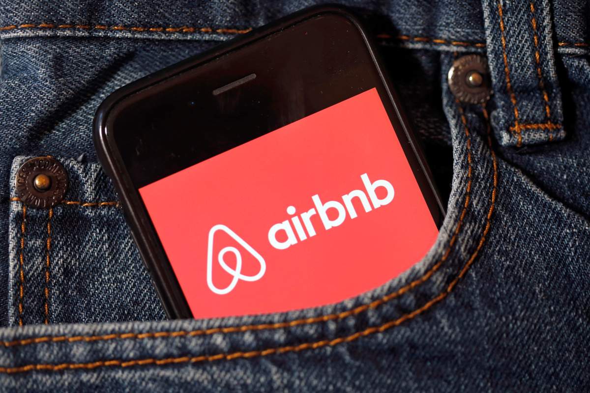 Airbnb will begin collecting PST on its Saskatchewan listings in April.