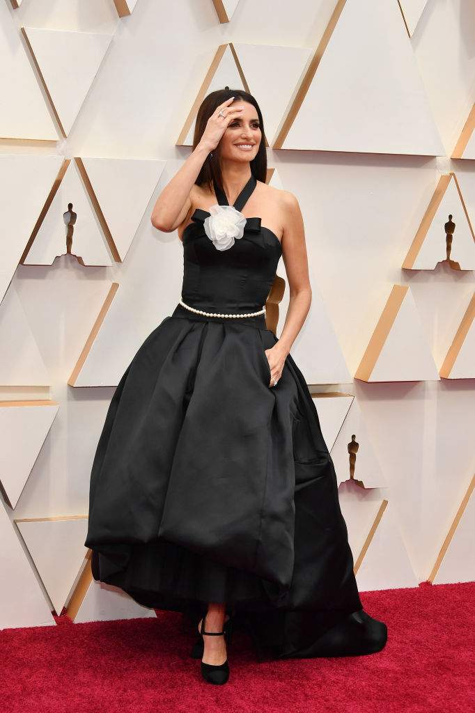 Oscars 2020: Best and worst-dressed celebrities on the red carpet - image