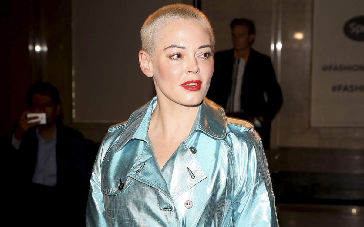 Rose McGowan attends the Pam Hogg Show during London Fashion Week September 2018 at Freemasons Hall on September 14, 2018 in London, England.