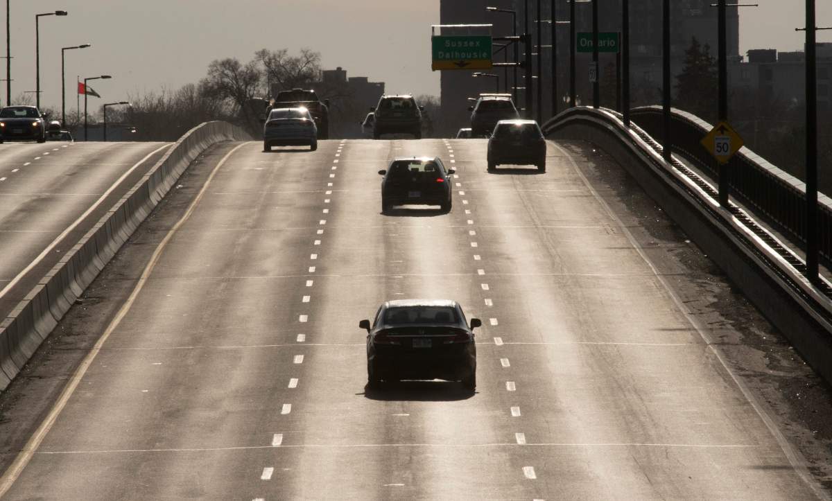 Bridges between Ottawa and Gatineau, Que. will be free for travel as of Monday following many weeks of closure to non-essential travel.