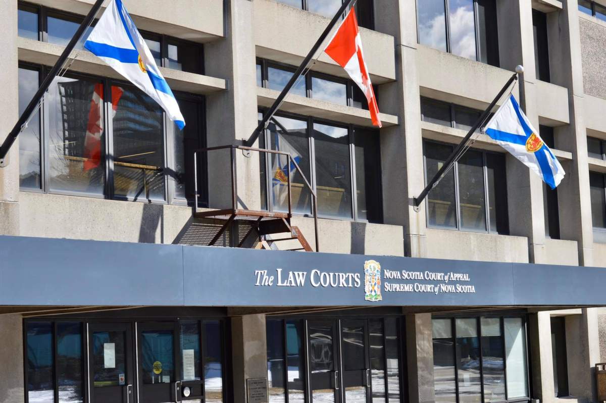 Former Crown lawyer suing Nova Scotia premier Stephen McNeil for defamation - image