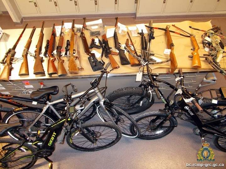 Kelowna RCMP say a search warrant executed last week in Rutland yielded drugs, firearms and suspected stolen property, along with four arrests.