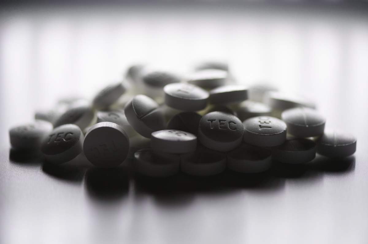 File photo of prescription pills containing oxycodone and acetaminophen.