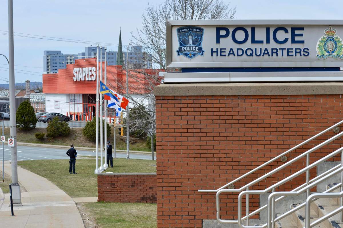 Halifax police investigate Friday weapons complaint after traffic clash - image