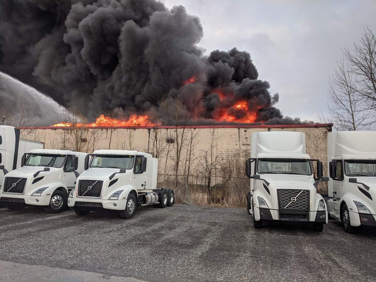 Ottawa fire on Sheffield Road