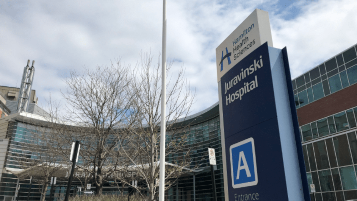 2 health-care workers at Hamilton’s Juravinski Cancer Centre test positive for COVID-19 - image