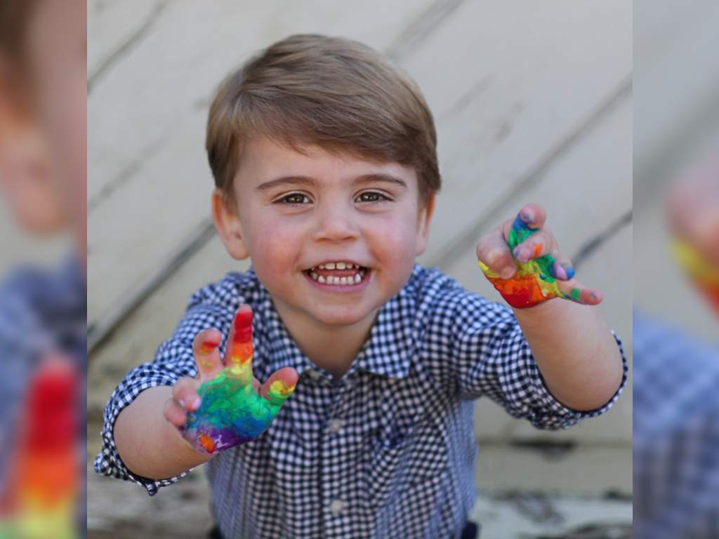 Prince William and Kate Middleton shared adorable new portraits of Prince Louis to commemorate his second birthday.