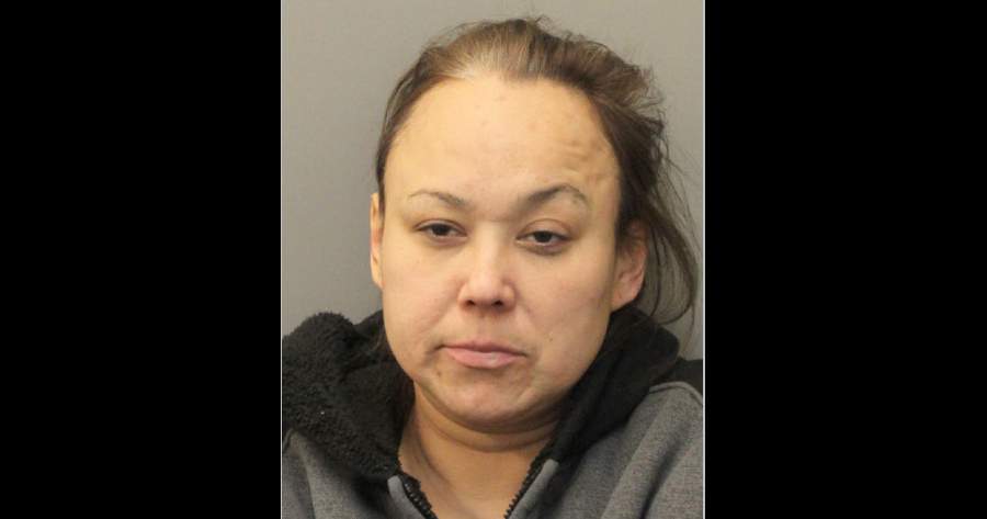 Melinda Lynxleg, 40.