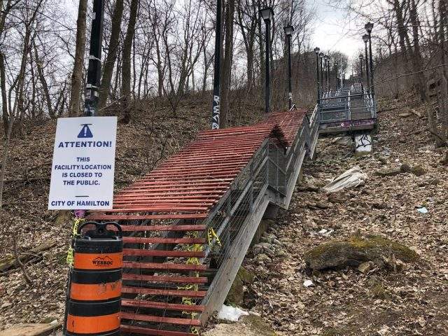 The city is cracking down of those who ignore closed orders at Hamilton's recreational facilities, inlcuding golf courses and escarpment stairs.
