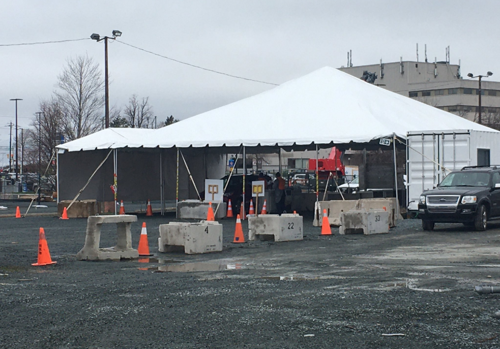 Image of the drive-thru COVID-19 assessment site in Dartmouth, N.S. 