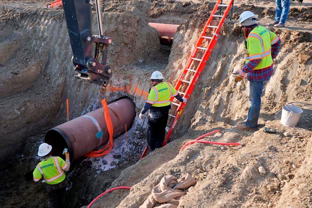 Saskatchewan says it will be filing an amicus brief in support of 21 American states fighting the country's president's decision to cancel the Keystone XL Pipeline.