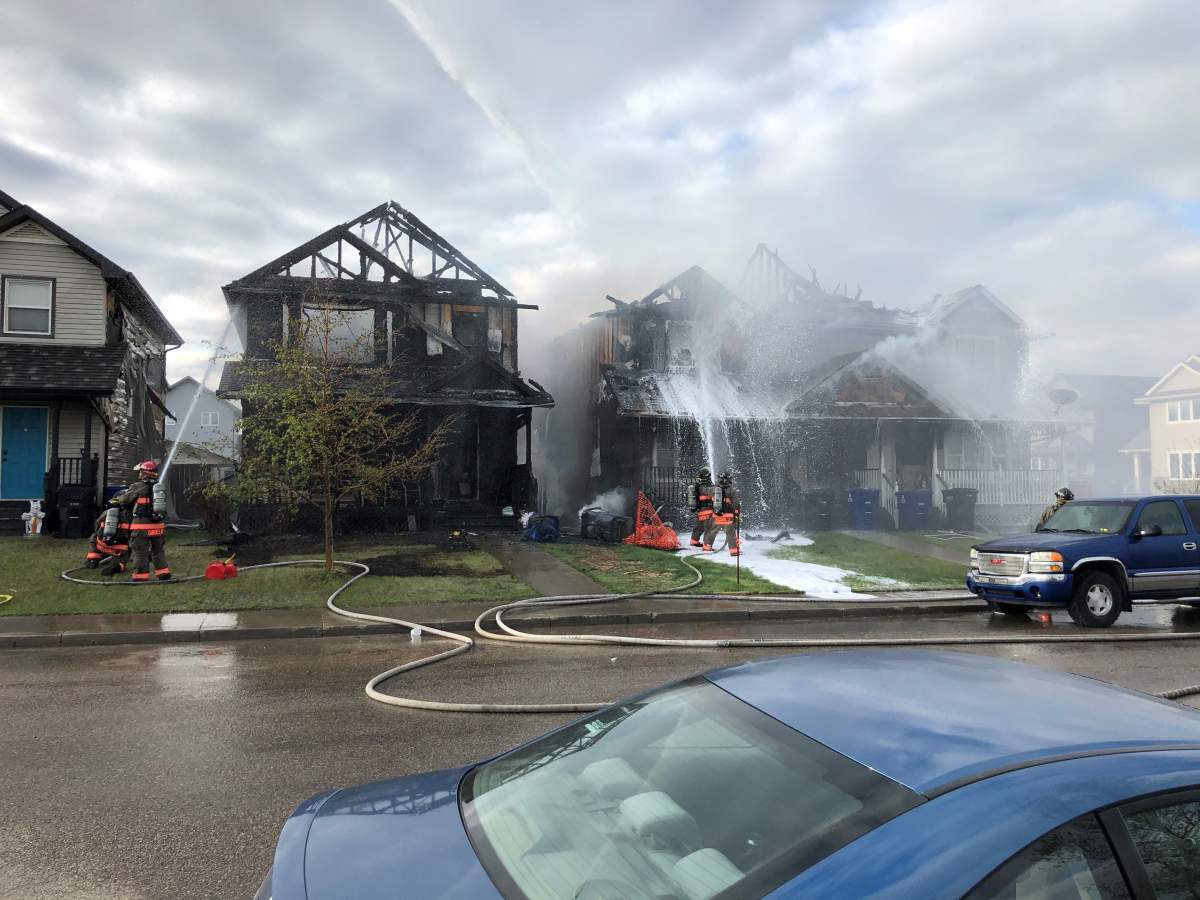 The roof of the second house collapsed at approximately 6:40 p.m. Brenden Purdy / Global News