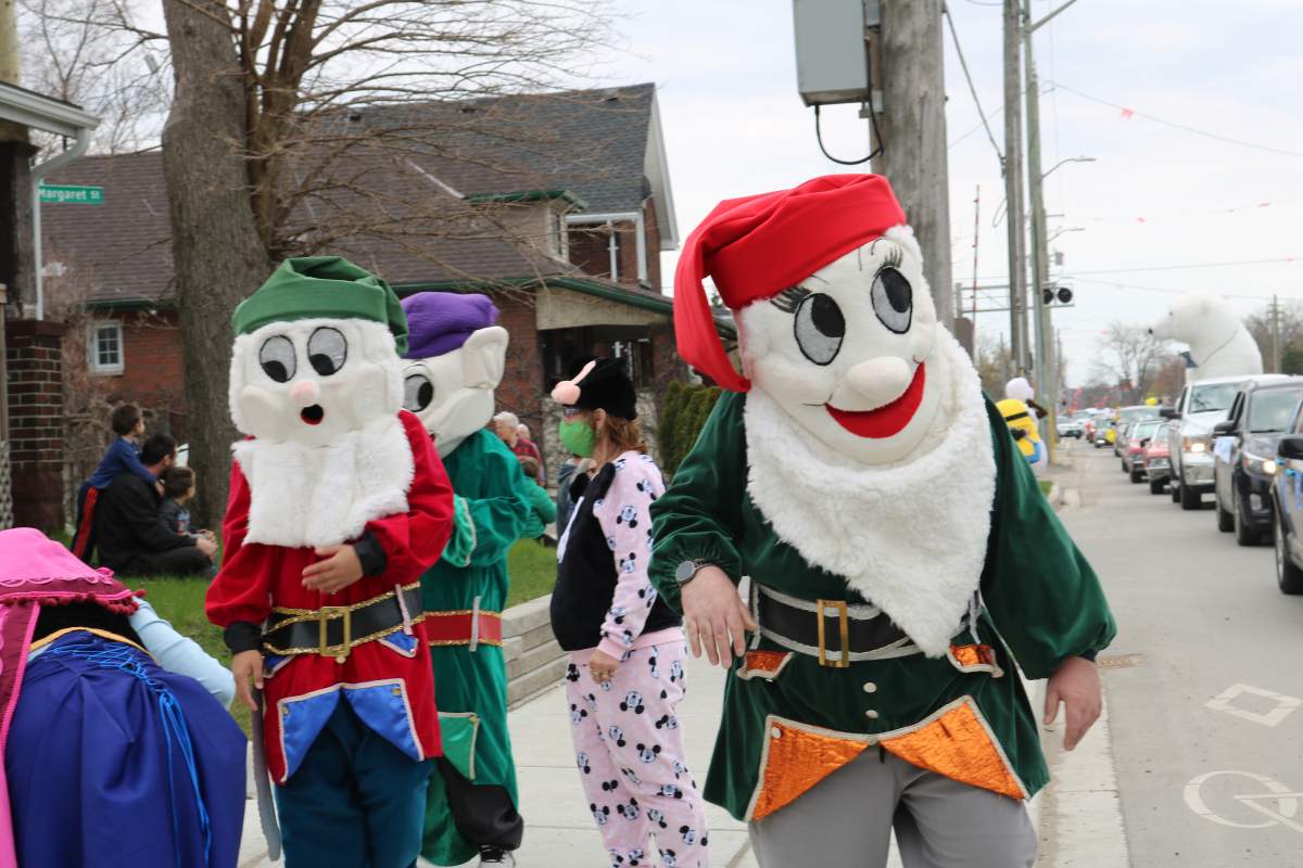 Seven Little Dwarfs stop by the Disney drive-by for Cloey Prince in London Ont. May 2, 2020