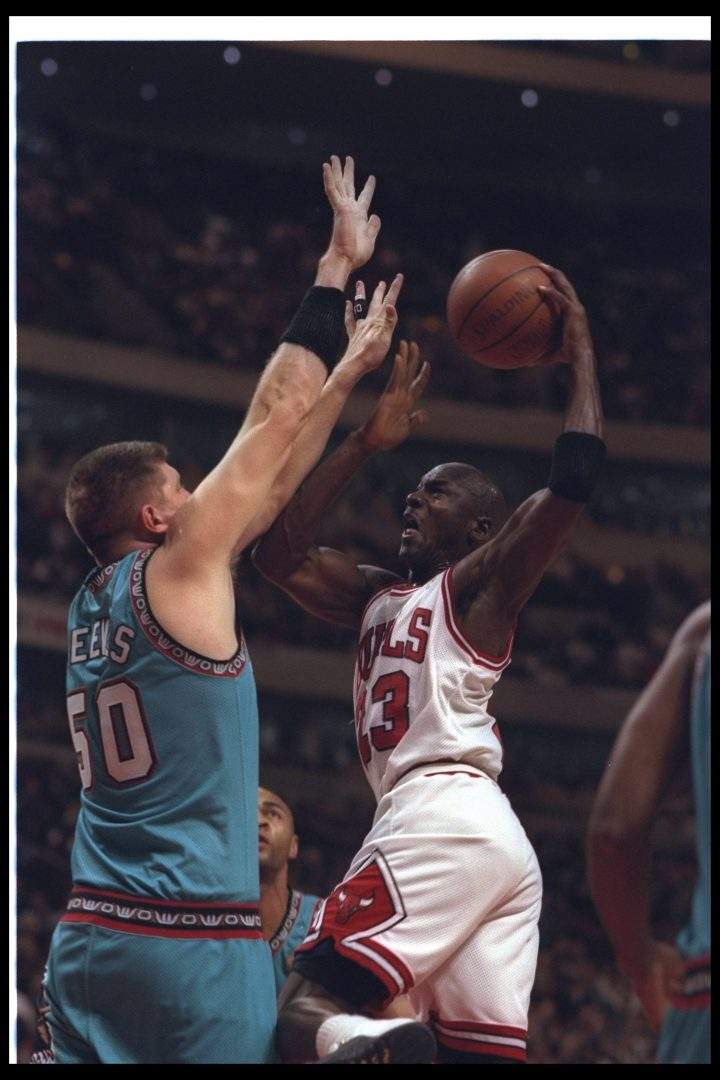 Michael Jordan had a 6-0 record against the Vancouver Grizzlies.