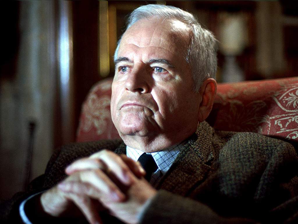 Ian Holm in ‘Chromophobia’ (2005).