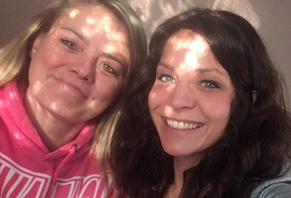Lisa Arsenault (left) is seen with her sister Ashley Kowalewski (right)
