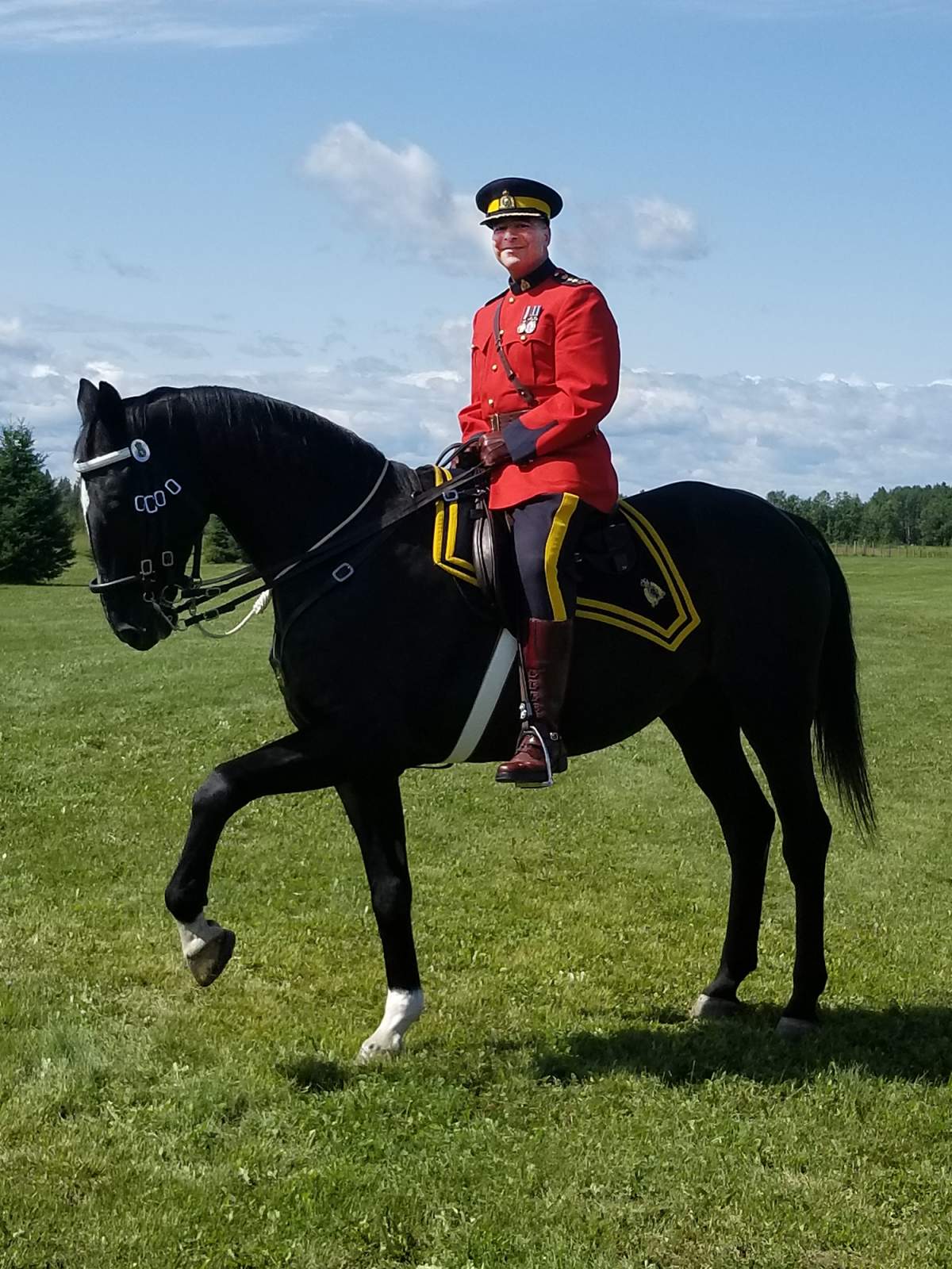 Shahin Mehdizadeh has been named the new Police Chief for Lethbridge Police Service. Mehdizadeh will join LPS after serving as the RCMP Chief Superintendent, Central Alberta District.