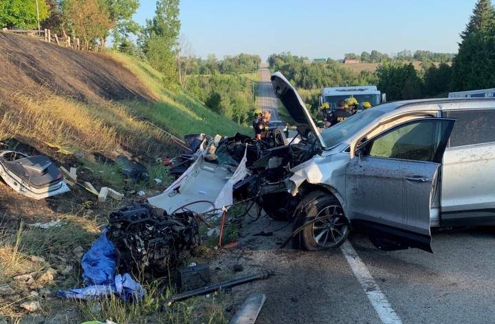 OPP say there was extensive damage to both vehicles in involved with the crash.