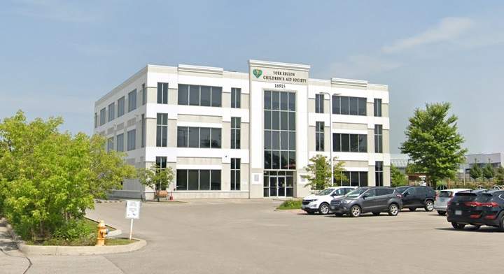 The exterior of the York Region Children's Aid Society in Newmarket.