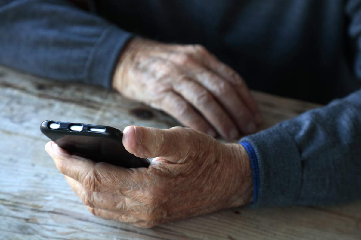 According to the SPVM, the alleged fraudsters would contact their victims by telephone posing as police officers and asking for large amounts of cash to cover medical or legal costs of a relative in difficulty. Tuesday, March 1, 2022.