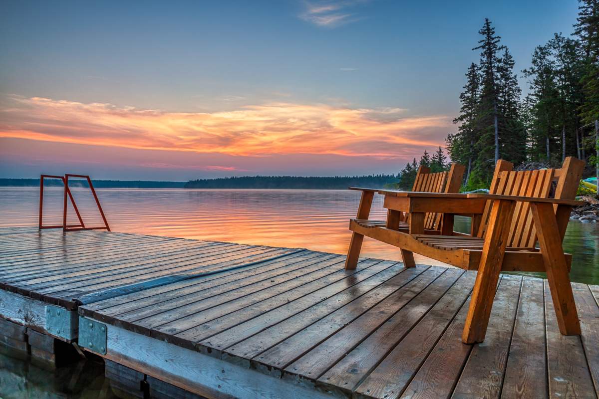Clear Lake is a popular summertime destination for Manitobans, but some cottage owners are concerned Parks Canada isn't doing enough to mitigate the discovery of zebra mussels in its waters.