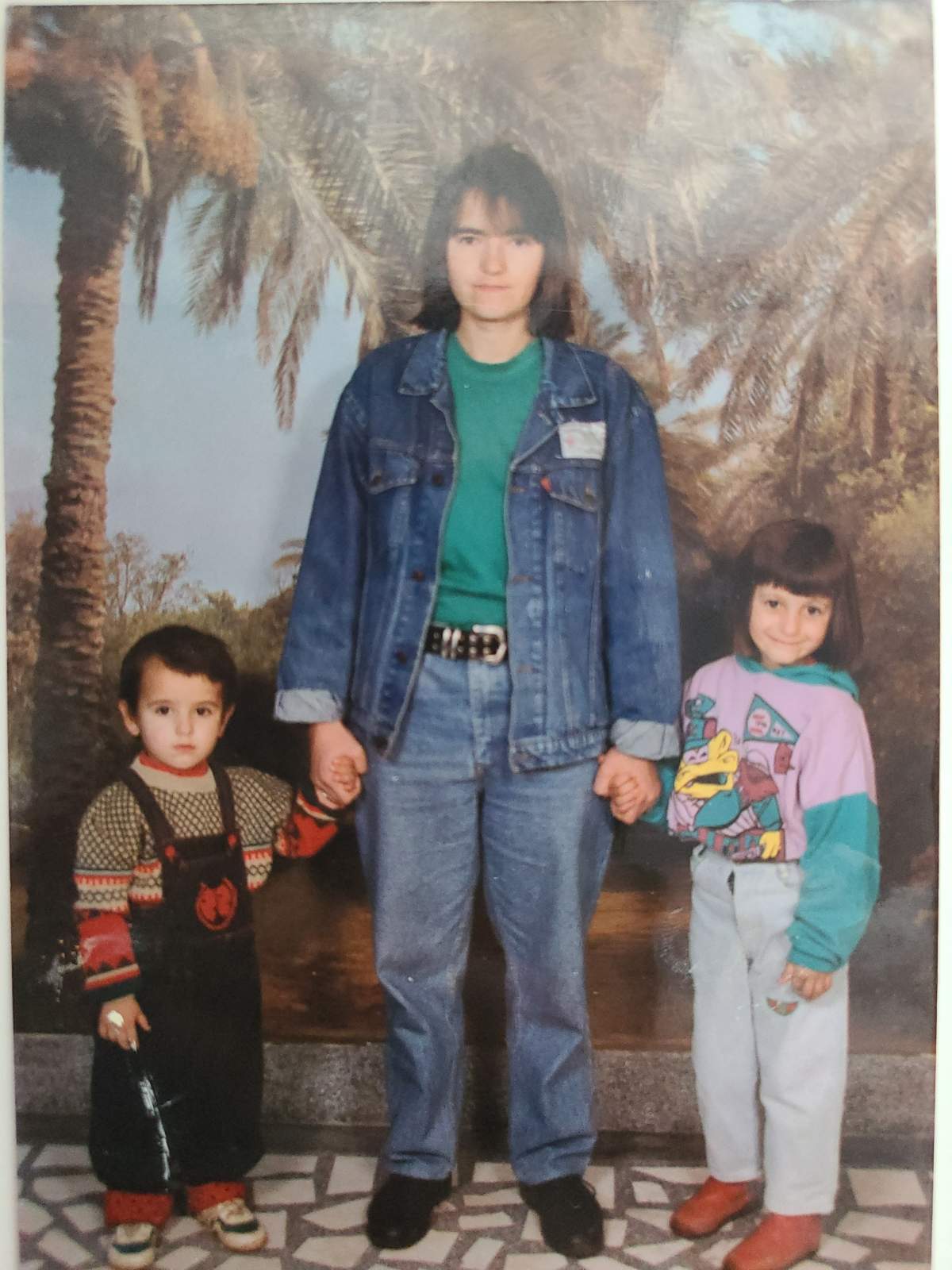 Hodzic family shortly after arriving in Canada, 2000 (courtesy Mirela Hodzic Sivic)