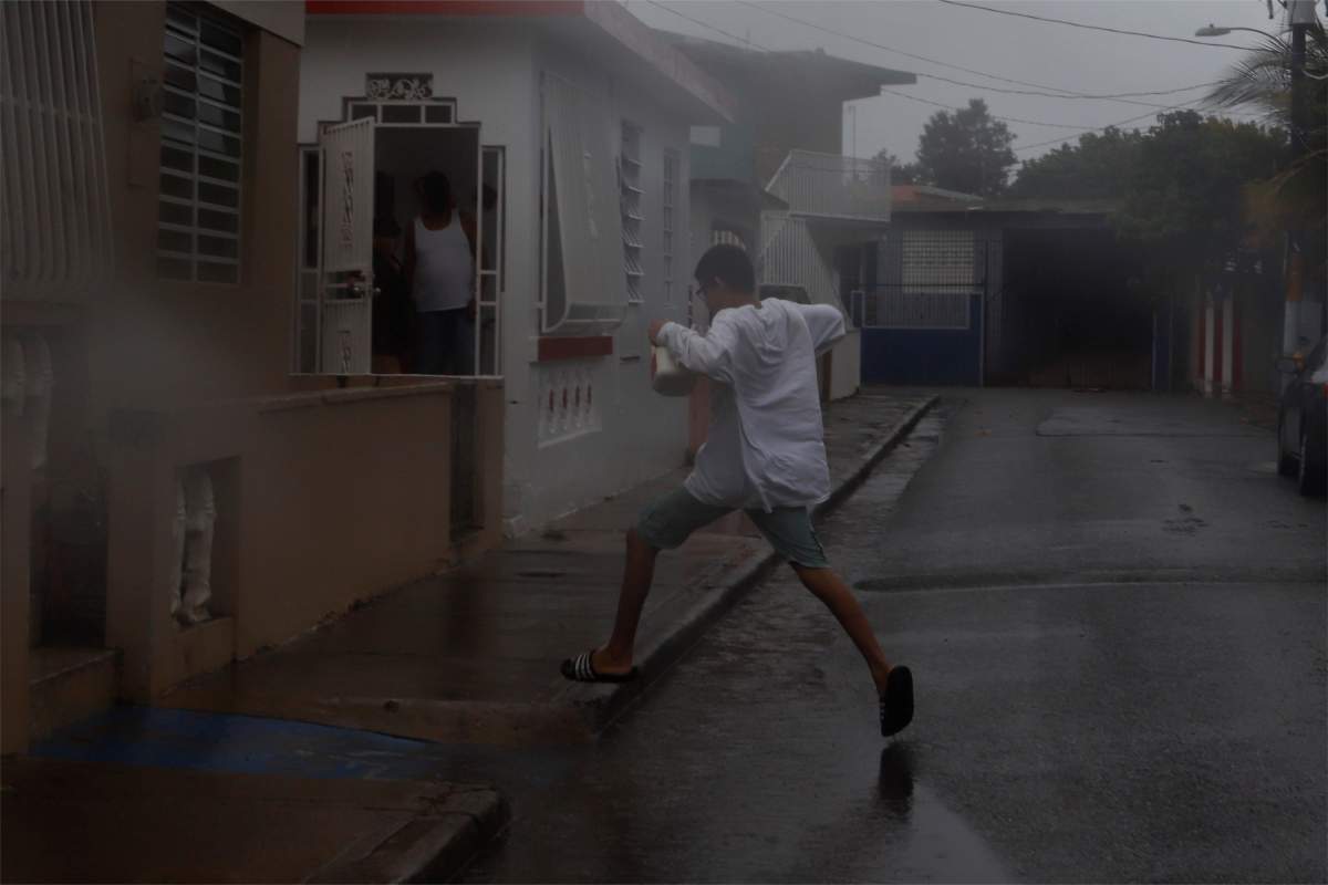 Thousands evacuate as storms Marco, Laura prepare to tear through U.S. Gulf Coast - image