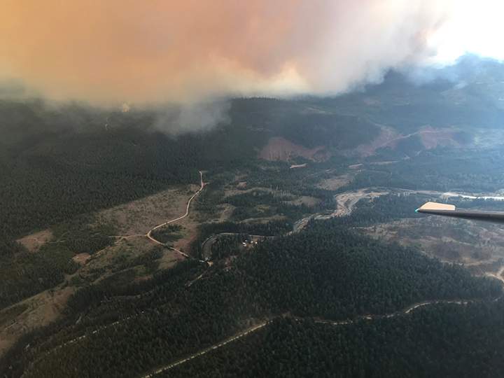 Burning in the Kootenays, the Doctor Creek wildfire is estimated to be 3,000 hectares. Forty firefighters and five helicopters are on scene.