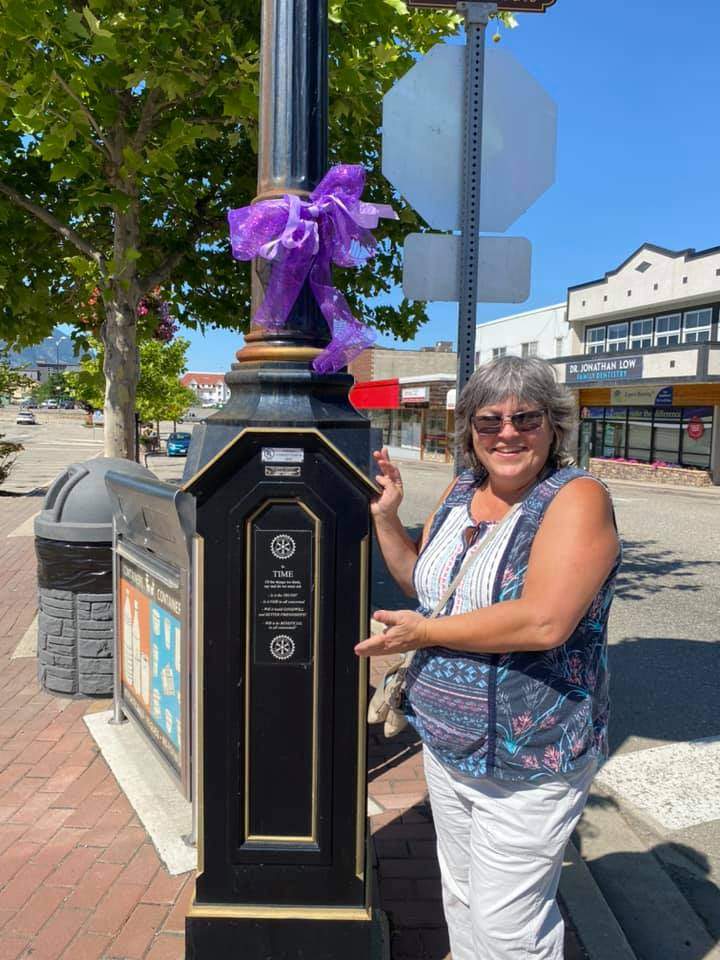Sherry Robinson placed purple ribbons around Salmon Arm, B.C., to mark International Overdose Awareness Day.
