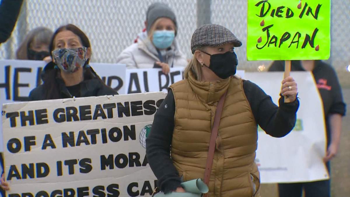 Jann Arden attended a live horse export protest at the Calgary International Airport on Tuesday, Sept. 15, 2020.