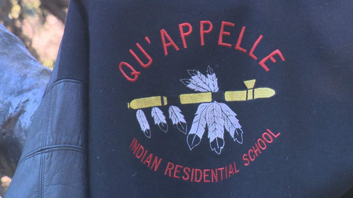 Del Crowe brought his residential school jacket to Andrew Scheer’s rally on Thursday, Sept. 3. He hung his jacket off Macdonald’s hand as Scheer spoke in front of the statue.