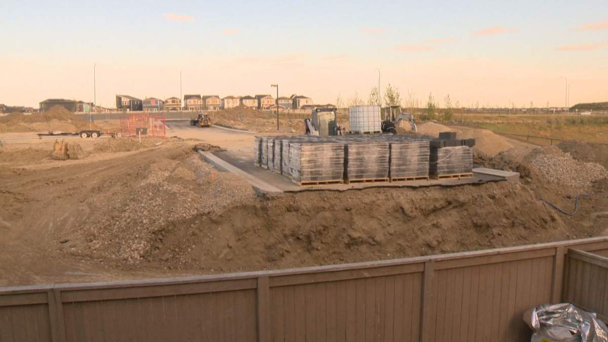 Calgary homeowners concerned over new development